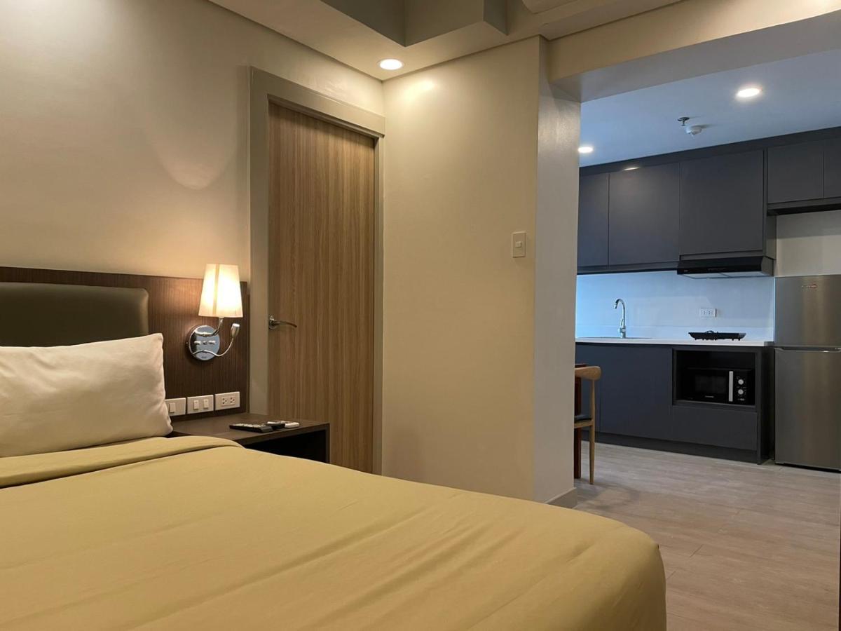 The Residences At Bcct タギッグ エクステリア 写真