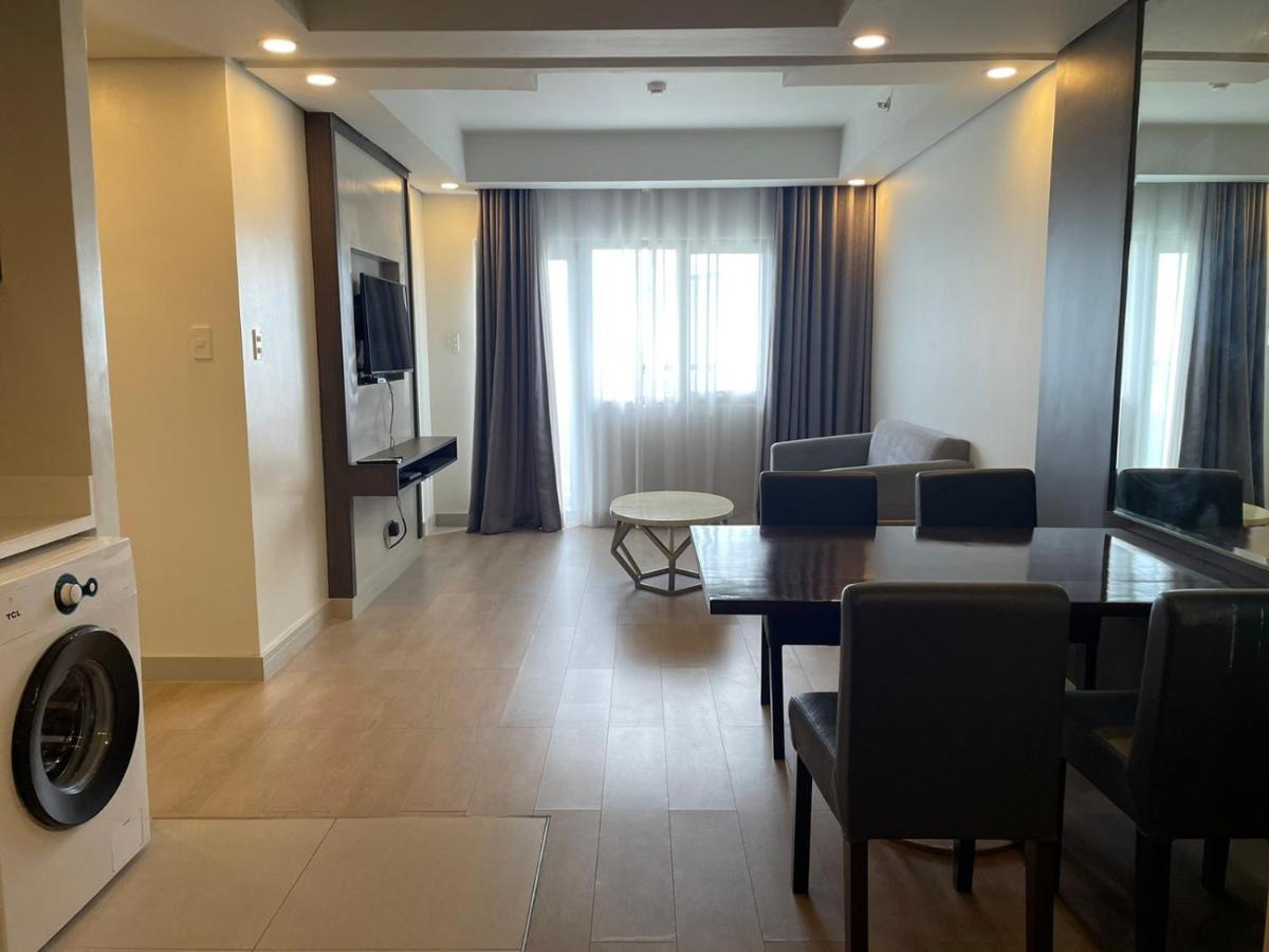 The Residences At Bcct タギッグ エクステリア 写真